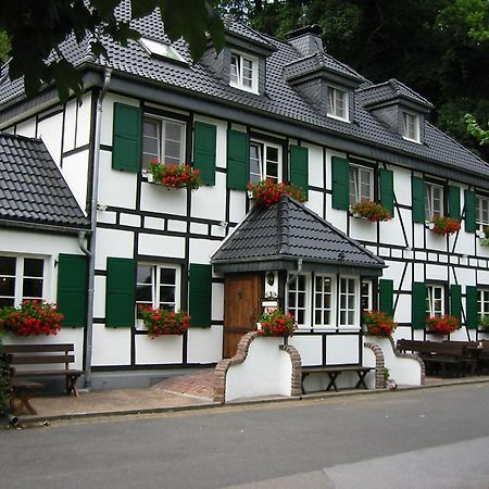 Wisskirchen Hotel & Restaurant Odenthal Extérieur photo